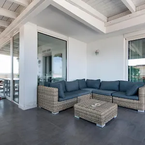 Attico White&grey Appartamento Lecce